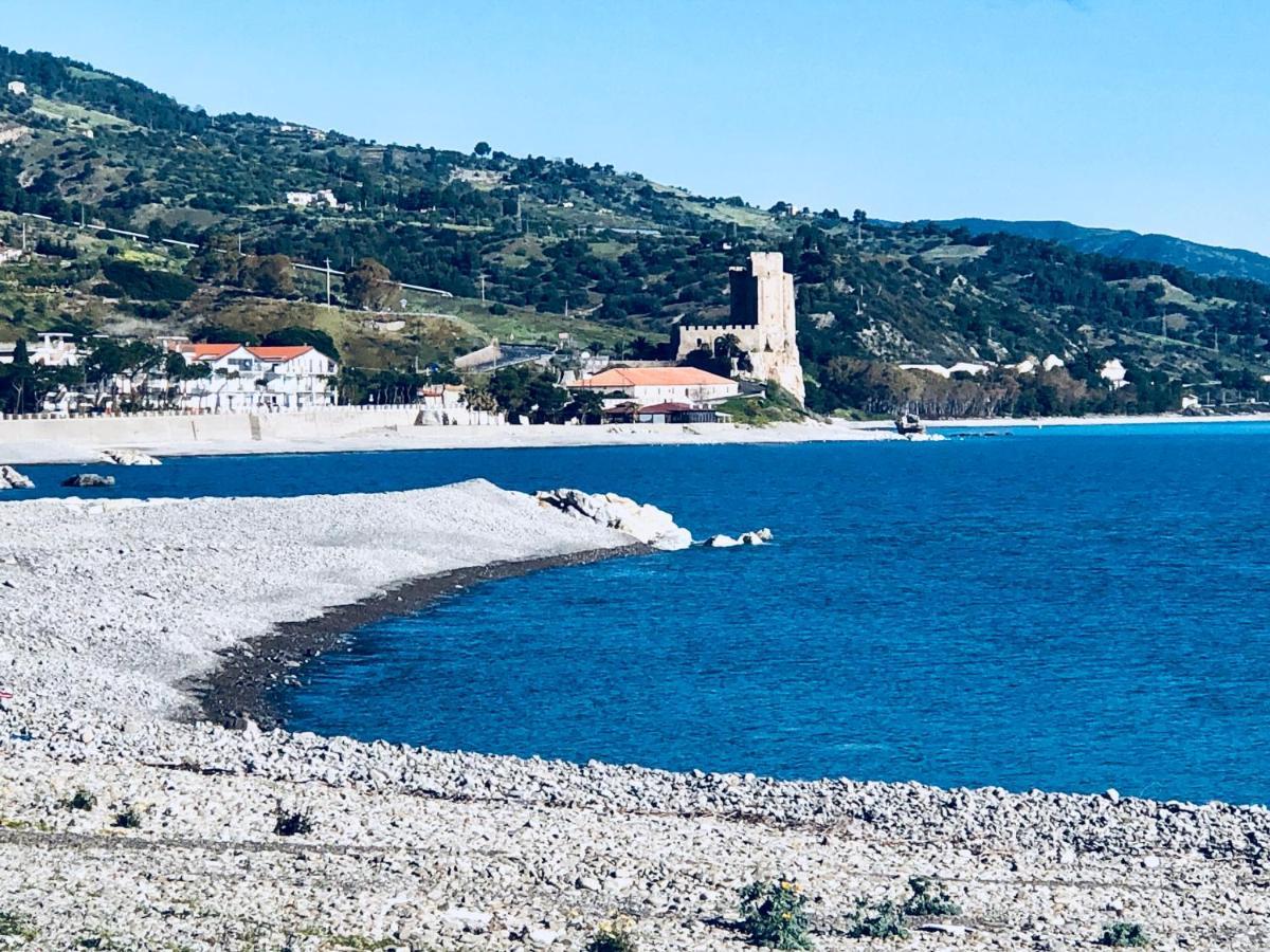 B&B Rosa Dei Venti Roseto Capo Spulico Dış mekan fotoğraf