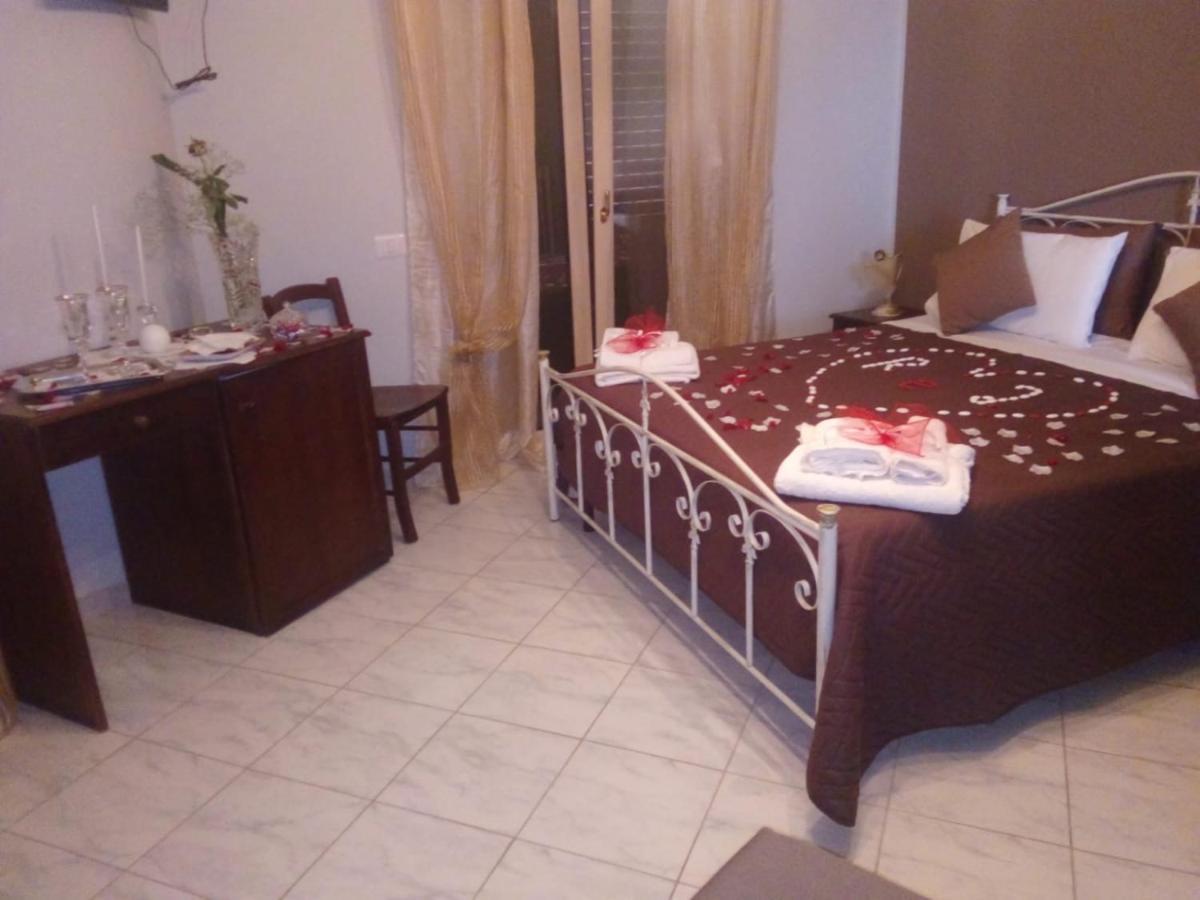 B&B Rosa Dei Venti Roseto Capo Spulico Dış mekan fotoğraf