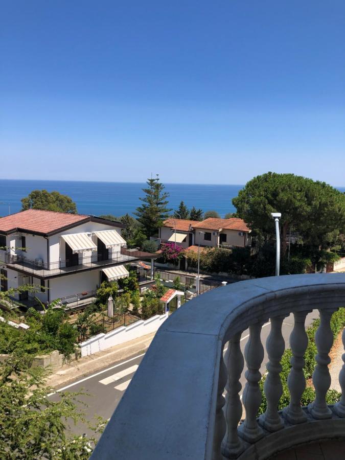 B&B Rosa Dei Venti Roseto Capo Spulico Dış mekan fotoğraf